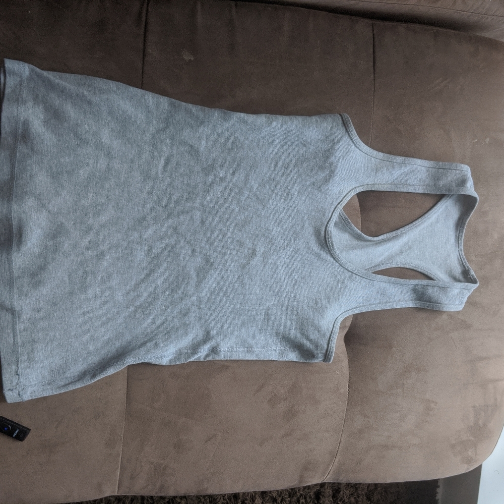 Lululemon grey tank
